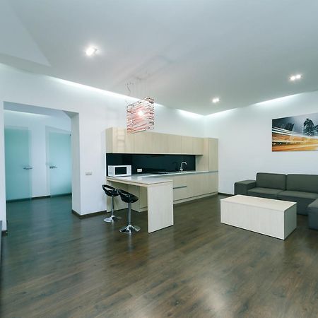 Kreschatik 21 With Terrace 2Br Kiev Extérieur photo