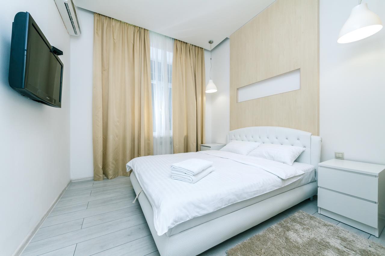 Kreschatik 21 With Terrace 2Br Kiev Extérieur photo
