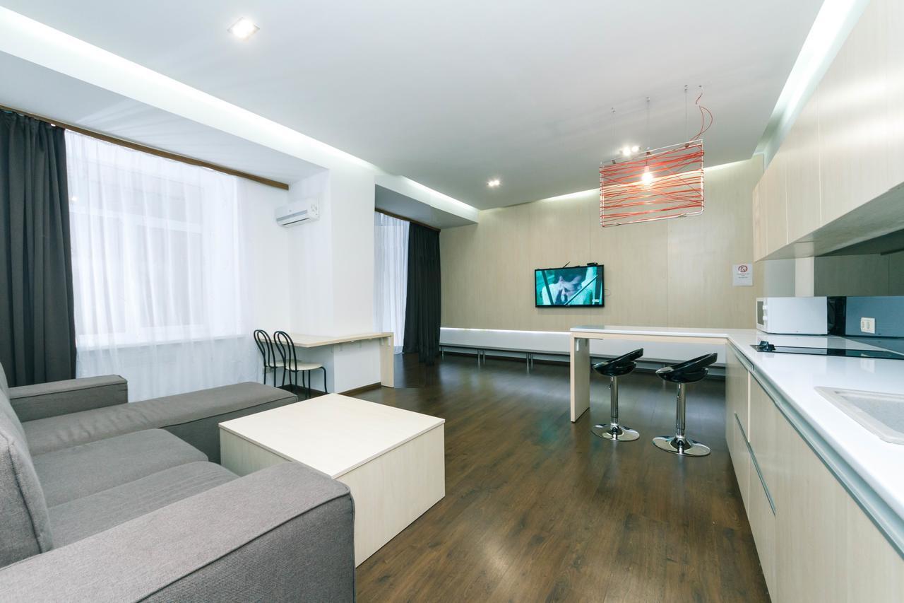Kreschatik 21 With Terrace 2Br Kiev Extérieur photo